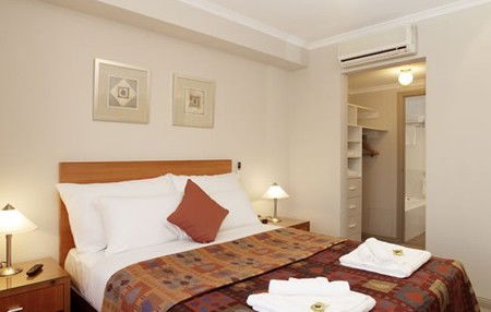 Ringwood Royale Apartment Hotel - C Tourism 1