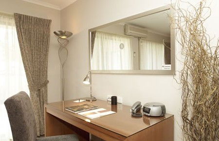 Ringwood Royale Apartment Hotel - C Tourism 3