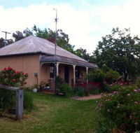 Cookes Cottage - C Tourism