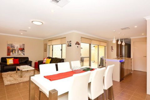 Chesapeake Retreat - C Tourism 0