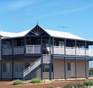 Sur La Mer on The Beach - C Tourism