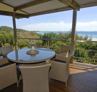 Discover Stradbroke - C Tourism
