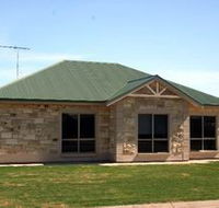 Juno Court Holiday Retreat - C Tourism