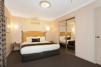 Melbourne Metropole Central - C Tourism 12