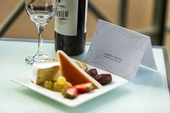 Amora Riverwalk Melbourne - C Tourism 35