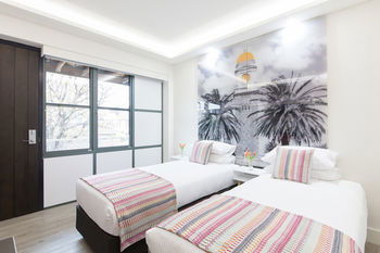 Abode By Easystay - C Tourism 3