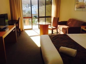 Sandown Regency - C Tourism 32