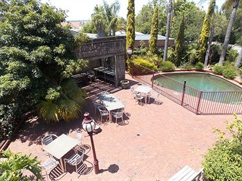 Bell Motel - C Tourism 11