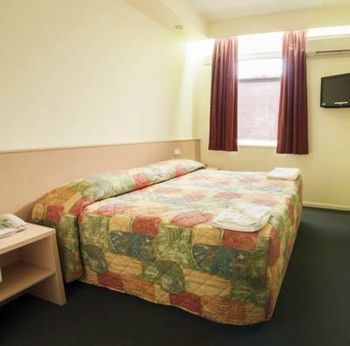 Miami Hotel Melbourne - C Tourism 8
