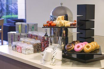 Courtyard By Marriott Sydney-North Ryde - C Tourism 3