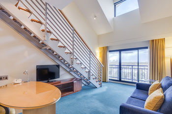 Courtyard By Marriott Sydney-North Ryde - C Tourism 13