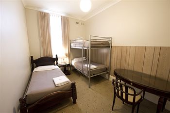 The Woolbrokers At Darling Harbour - C Tourism 12