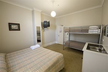 The Woolbrokers At Darling Harbour - C Tourism 13