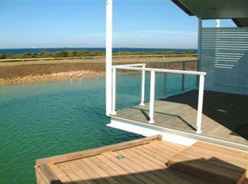 Caves Beachside Hotel - C Tourism 2