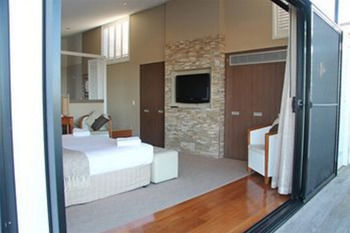 Caves Beachside Hotel - C Tourism 27