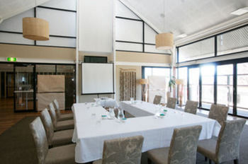 Caves Beachside Hotel - C Tourism 49