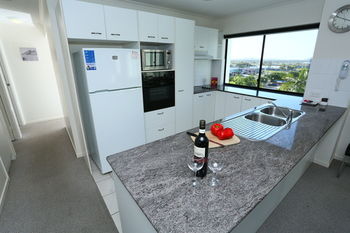 San Marino By The Sea Apartments - C Tourism 52