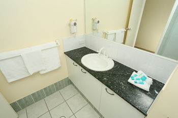 San Marino By The Sea Apartments - C Tourism 66