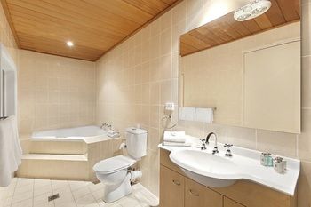 Checkers Resort & Conference Centre - C Tourism 34