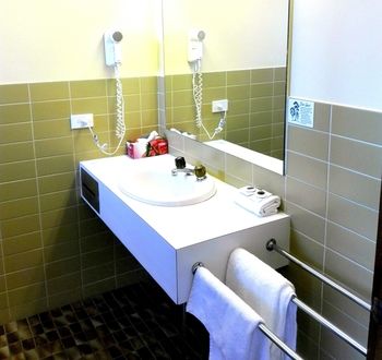 Glen Inn - C Tourism 30