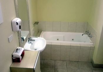 Glen Inn - C Tourism 31