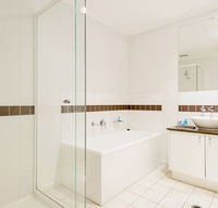 Apartments  Glen Waverley - C Tourism