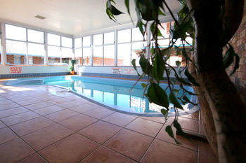 Cattleman's Country Motor Inn & Serviced Apartments - C Tourism 14