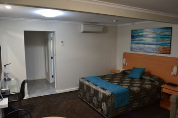 Cattleman's Country Motor Inn & Serviced Apartments - C Tourism 34