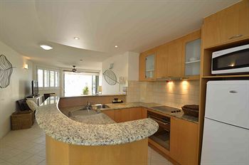 Malibu Mooloolaba - C Tourism 12