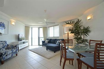 Malibu Mooloolaba - C Tourism 14