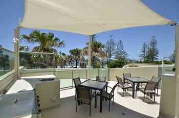 Malibu Mooloolaba - C Tourism 24