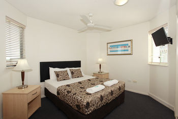 Malibu Mooloolaba - C Tourism 28