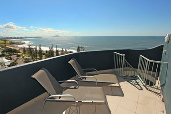 Malibu Mooloolaba - C Tourism 29