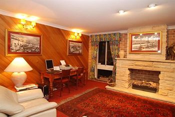 The Hermitage Motel - C Tourism 3
