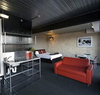 St Kilda Beach House  Hotel Barkly - Hostel - C Tourism