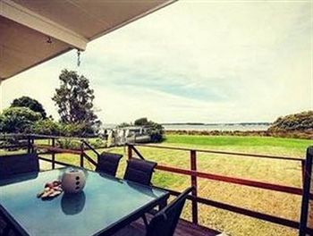 Taren Point Beach House - C Tourism 8