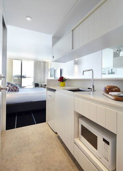 Adina Apartment Hotel Bondi Beach - C Tourism 5