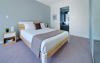 Zara Tower - Luxury Suites And Apartments - C Tourism 1