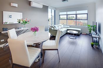 Zara Tower - Luxury Suites And Apartments - C Tourism 16