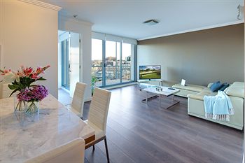 Zara Tower - Luxury Suites And Apartments - C Tourism 20