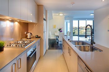 Zara Tower - Luxury Suites And Apartments - C Tourism 28
