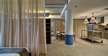 Zara Tower - Luxury Suites And Apartments - C Tourism 36