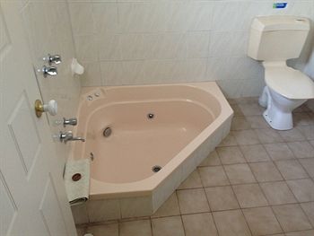 Nunawading Motor Inn - C Tourism 18