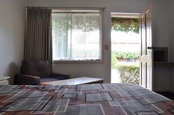 Nunawading Motor Inn - C Tourism 45
