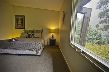 CountryPlace - C Tourism 3