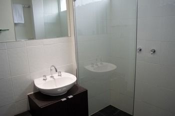 Adara East Melbourne - C Tourism 18