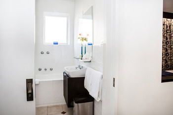 Adara East Melbourne - C Tourism 21