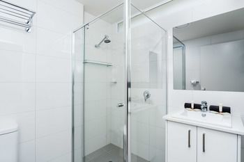 Best Western Fawkner Suites & Serviced Apartments - C Tourism 43