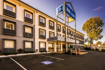 Ibis Budget Campbelltown - C Tourism 37