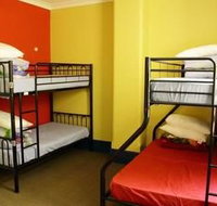 Central Perk Backpackers - Hostel - C Tourism